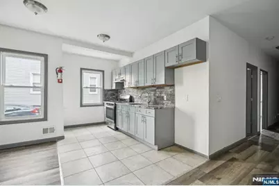 143 Valley Road 1R #1R, Montclair, NJ 07042 - Photo 6