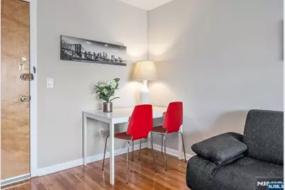 565 Grove Street 10 #10, Clifton, NJ 07013 - Photo 8
