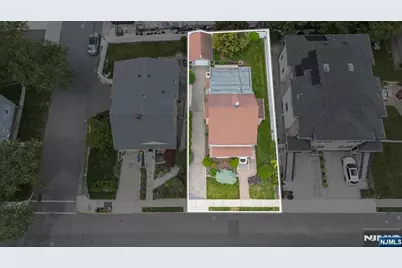 1631 Maple Street, Fort Lee, NJ 07024 - Photo 32