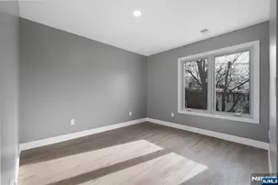 149 Florence Ave, Hawthorne, NJ 07506 - Photo 2