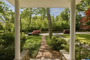84 Valley View Ave, Ridgewood, NJ 07450 - Photo 2