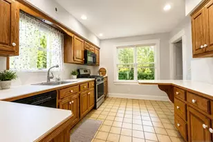 84 Valley View Ave, Ridgewood, NJ 07450 - Photo 6