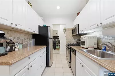 456 River Road D #D, Nutley, NJ 07110 - Photo 6