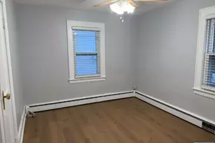 645 Ten Eyck Ave, Lyndhurst Township, NJ 07071 - Photo 6
