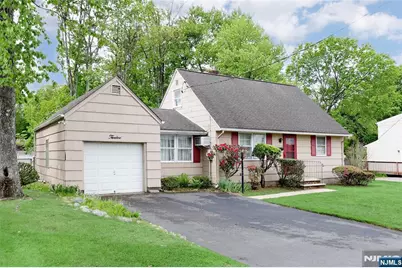 12 Beverly Lane, Waldwick, NJ 07463 - Photo 30