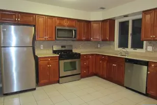 2217 B Mackay B, Fort Lee, NJ 07024 - Photo 12