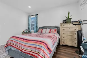 19 Clarion Ln 201, Newark, NJ 07103 - Photo 10