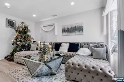 19 Clarion Lane 201 #201, Newark, NJ 07103 - Photo 4
