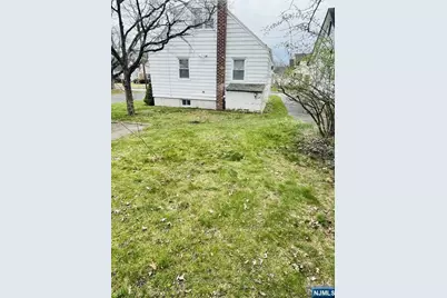 89 Reid Avenue, Bergenfield, NJ 07621 - Photo 22