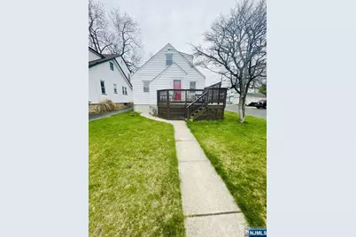 89 Reid Avenue, Bergenfield, NJ 07621 - Photo 2