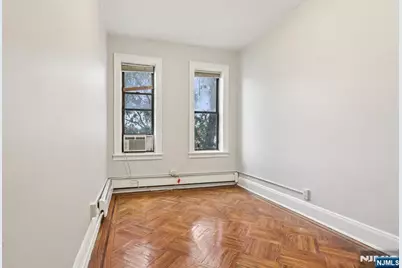 262 Clendenny Avenue 6 #6, Jersey City, NJ 07304 - Photo 14