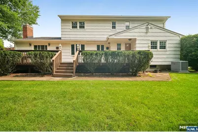 6 Aster Court, Paramus, NJ 07652 - Photo 28