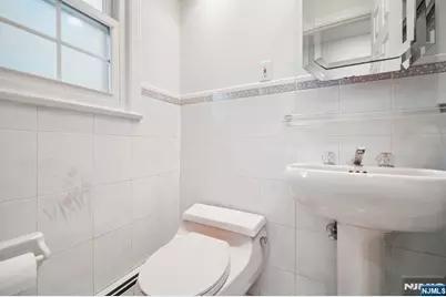 6 Aster Court, Paramus, NJ 07652 - Photo 14