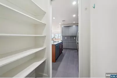 1 Executive 205 #205, Fort Lee, NJ 07024 - Photo 22