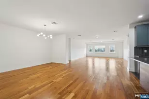 1 Executive 205, Fort Lee, NJ 07024 - Photo 16