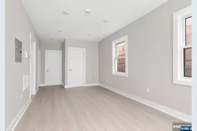 654 12th Street, Newark, NJ 07103 - Photo 18
