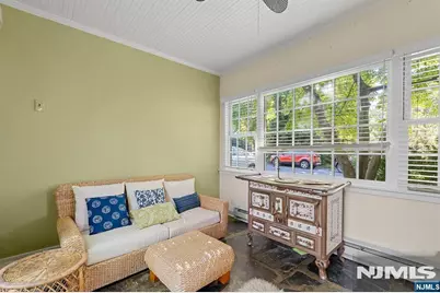 667 Sunset Road, Teaneck Township, NJ 07666 - Photo 4