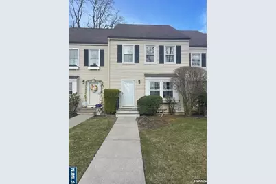 48 Wexford Drive, Mendham, NJ 07945 - Photo 1
