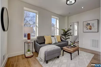 135 Forest Street 2F #2F, Montclair, NJ 07042 - Photo 4