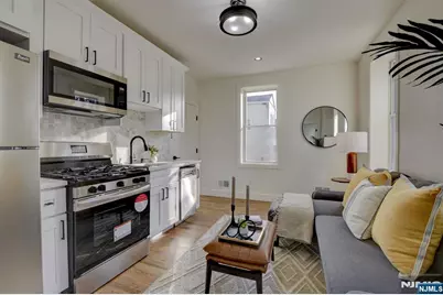135 Forest Street 2F #2F, Montclair, NJ 07042 - Photo 6