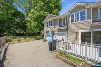 3 Orient Way, Caldwell, NJ 07006 - Photo 32