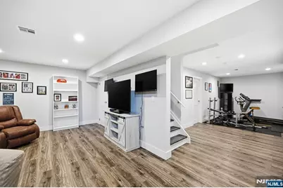 3 Orient Way, Caldwell, NJ 07006 - Photo 28