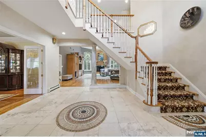 43 Walsh Drive, Mahwah, NJ 07430 - Photo 6