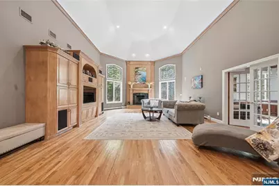 43 Walsh Drive, Mahwah, NJ 07430 - Photo 12