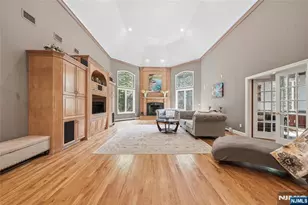 43 Walsh Dr, Mahwah, NJ 07430 - Photo 12