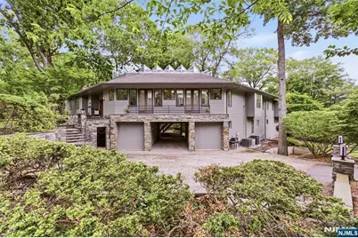 565 Green Lane, River Vale Township, NJ 07675 - Photo 2