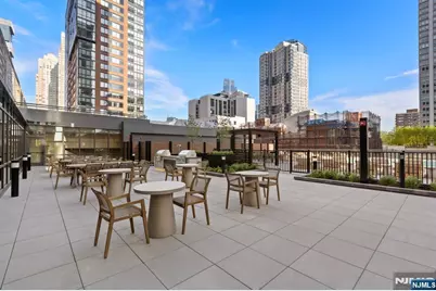 151 Bay Street 2101 #2101, Jersey City, NJ 07302 - Photo 16