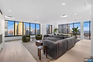 151 Bay Street 2101, Jersey City, NJ 07302 - Photo 20