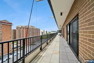150 Overlook Ph3, Hackensack, NJ 07601 - Photo 34