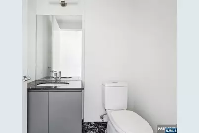 1 Executive 311 #311, Fort Lee, NJ 07024 - Photo 32