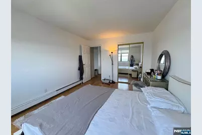201 12th Street 20 #20, Palisades Park, NJ 07650 - Photo 8