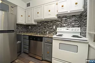160 Overlook Ave 3E2, Hackensack, NJ 07601 - Photo 8