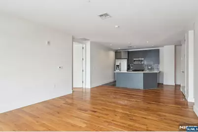 1 Executive 514 #514, Fort Lee, NJ 07024 - Photo 30