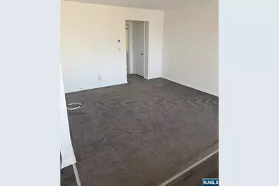 206 Riverview Place 9 #9, Cliffside Park, NJ 07010 - Photo 8
