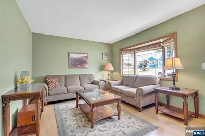 245 Coupe Place, North Arlington, NJ 07031 - Photo 6