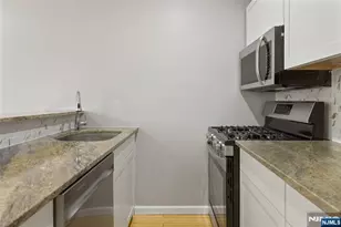 416 63rd Street 2A, West New York, NJ 07093 - Photo 8