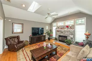 17 Morningside Cir, Little Falls Township, NJ 07424 - Photo 14