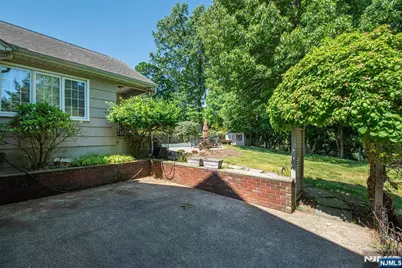 17 Morningside Circle, Little Falls Township, NJ 07424 - Photo 24