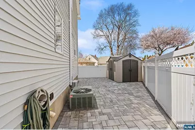 70 Coger, Saddle Brook Township, NJ 07663 - Photo 28