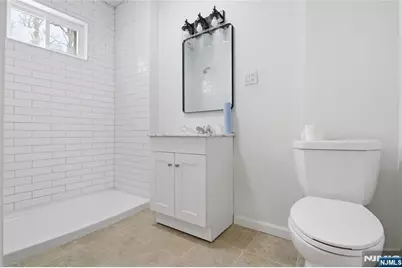84 Center Street 2 #2, Clifton, NJ 07011 - Photo 8