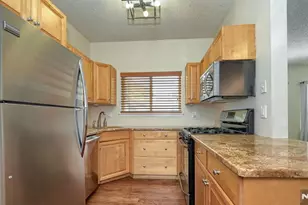 502 Brittany Dr 502, Wayne, NJ 07470 - Photo 12