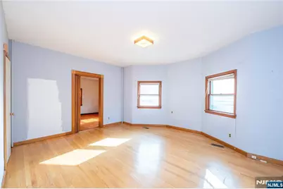 16 Lincoln Place, Waldwick, NJ 07463 - Photo 12