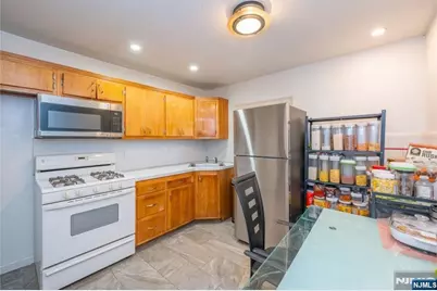 16 Lincoln Place, Waldwick, NJ 07463 - Photo 20