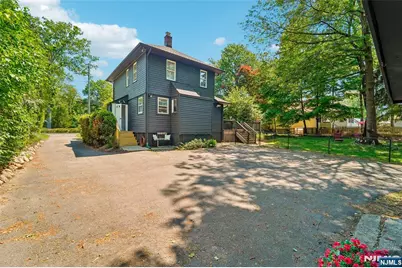 173 Myrtle Avenue, Allendale, NJ 07401 - Photo 32