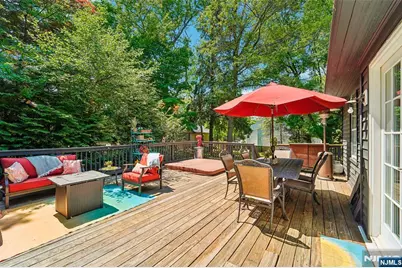 173 Myrtle Avenue, Allendale, NJ 07401 - Photo 30