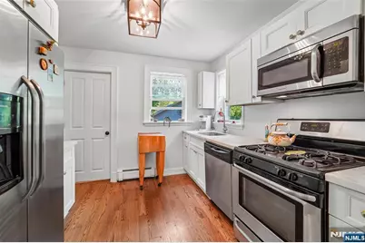 173 Myrtle Avenue, Allendale, NJ 07401 - Photo 12